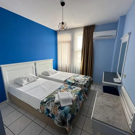 Maren Aparthotel 4*