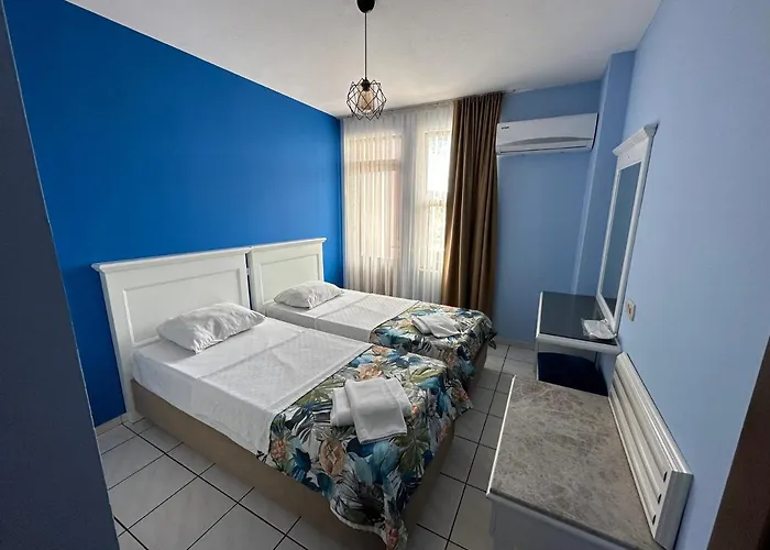 Maren Aparthotel 4*
